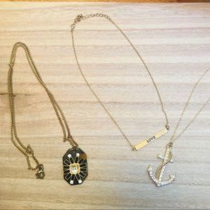 ⭐️Bundle of gold necklaces